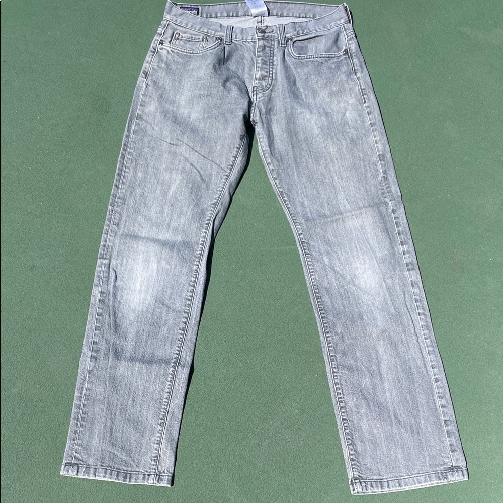 Patagonia Mens gray wash jeans